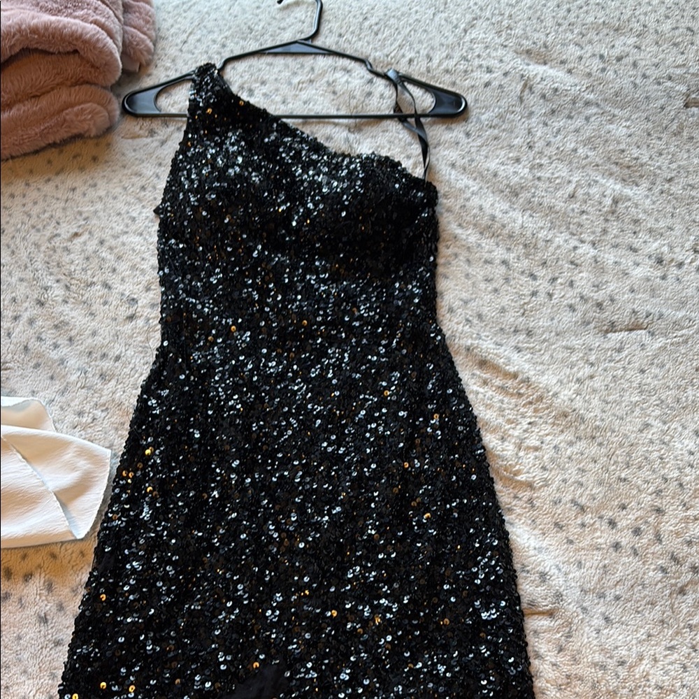 Black Sequin One-Shoulder Dress